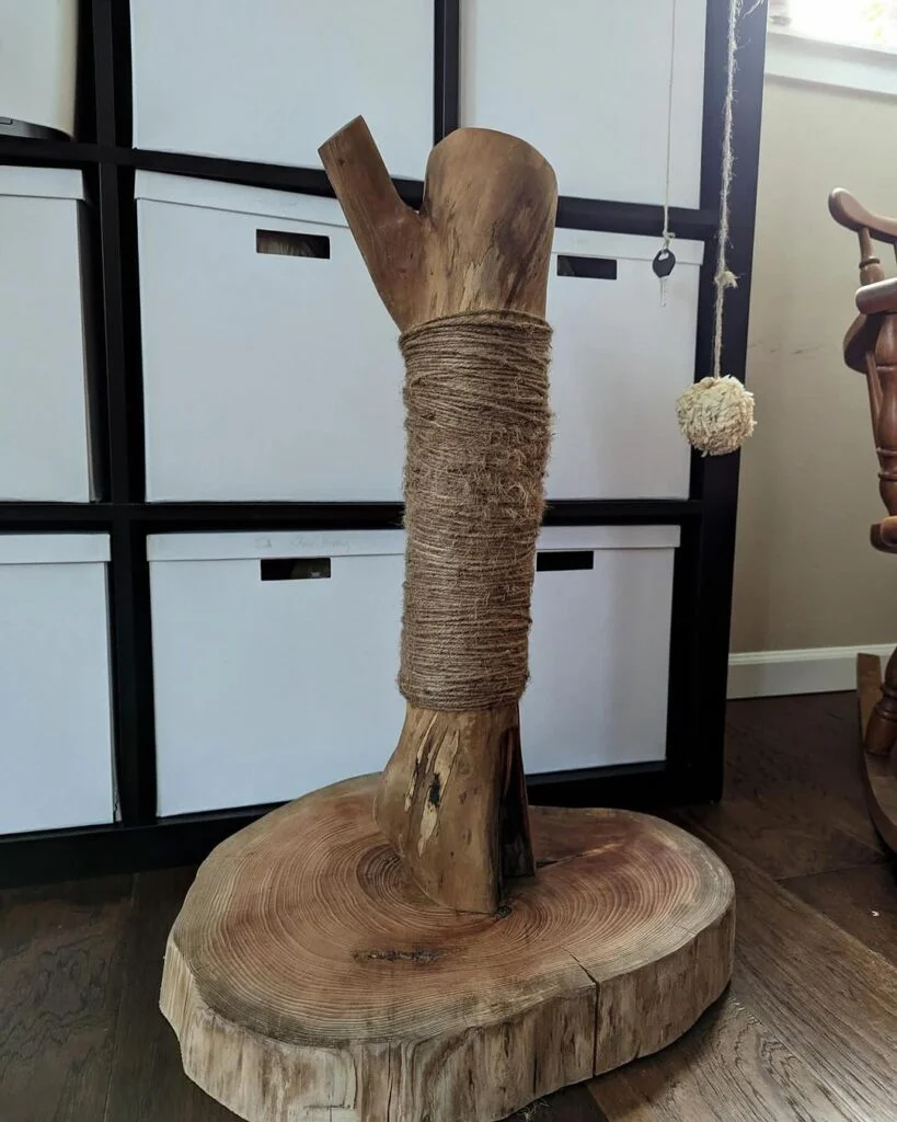 Log Cat Scratching Post with Wood Base