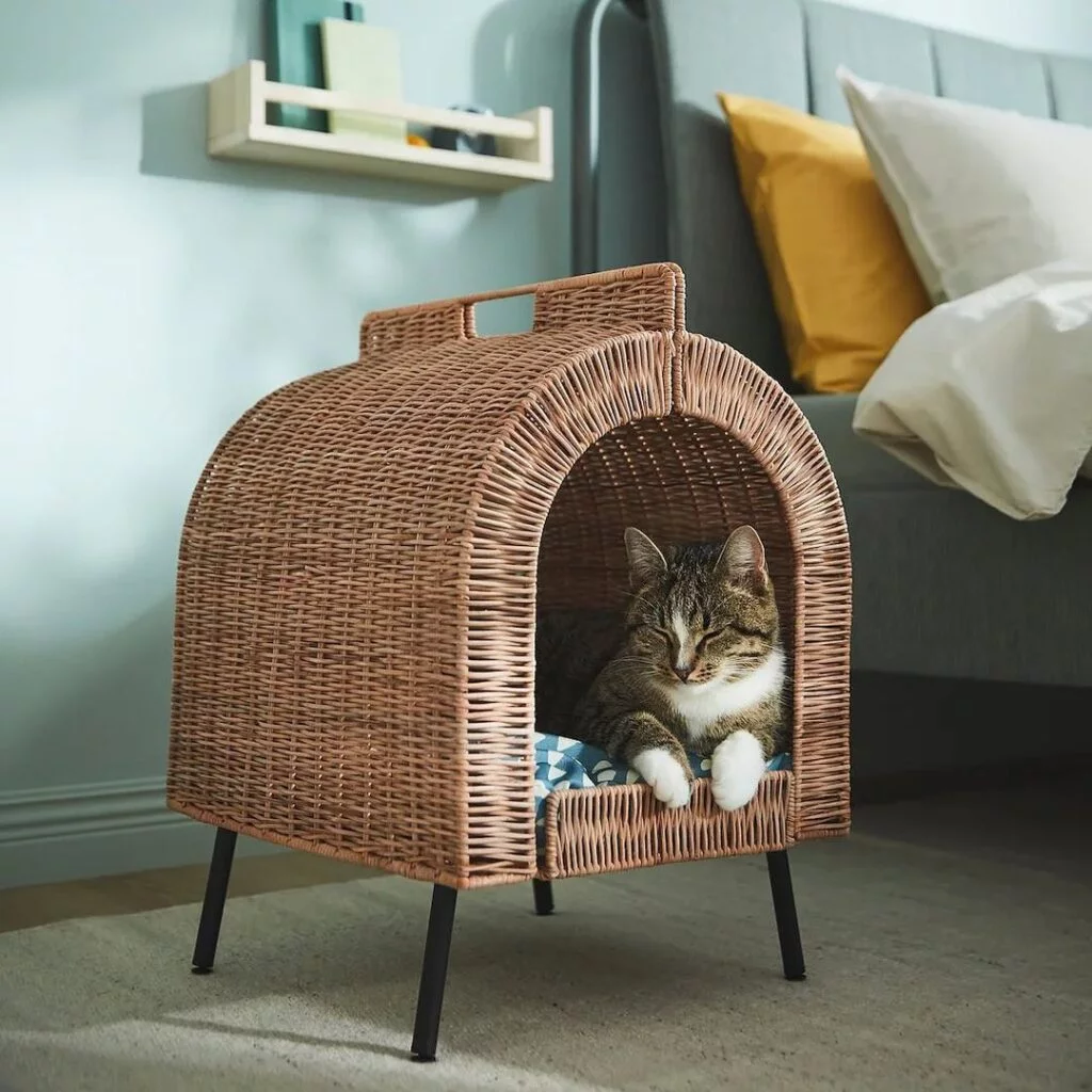 Elevated Wicker Basket Bed